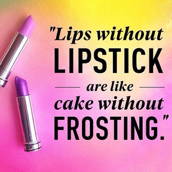 Makeup Mystery Box, 16 Items - Picture 2 of 4